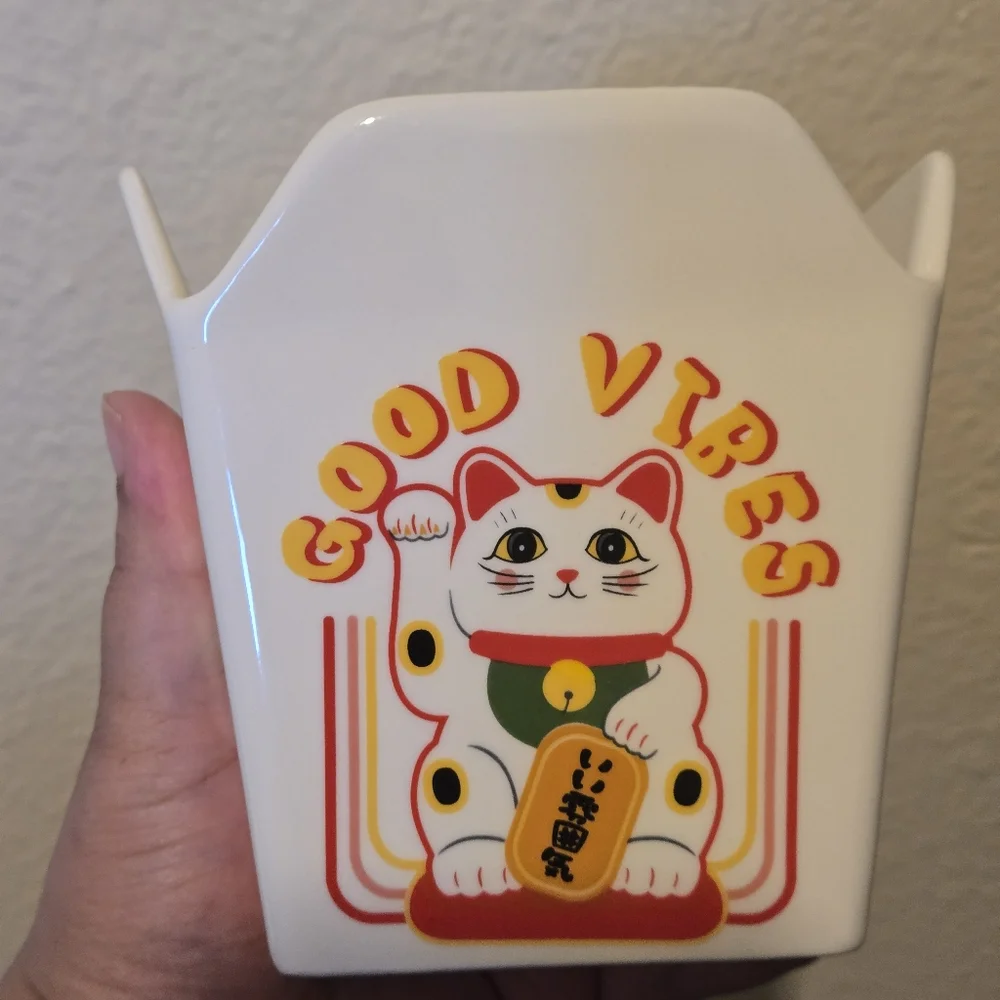 Good Vibes Fortune Cat Take Out Bowl